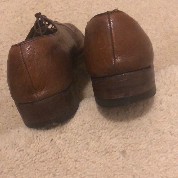 Men’s brown leather Oxford lace ups - Picture 4 of 5